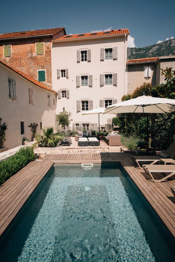 Bed and Breakfast Palazzo Sbutega Kotor Exteriér fotografie